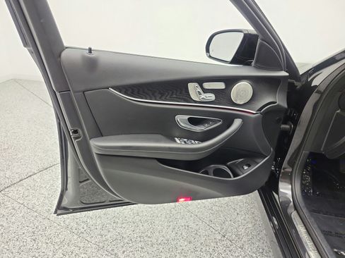Used 2021 Mercedes-Benz E 350 Sedan image 15
