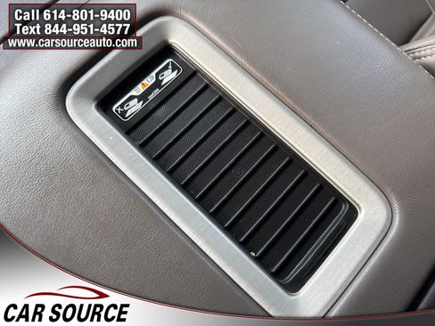 Used 2019 GMC Yukon XL Denali w/ Denali Ultimate Package image 32