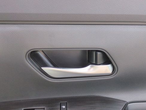 New 2026 Nissan Kicks SV FWD image 36