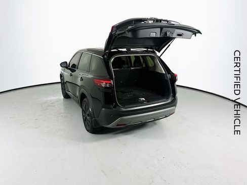 Certified 2023 Nissan Rogue SV FWD image 25