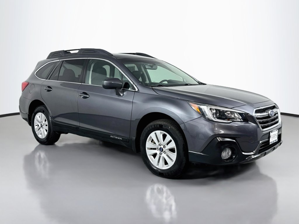 Used 2018 Subaru Outback 2.5i Premium w/ Popular Package #1 AWD/4WD image 4
