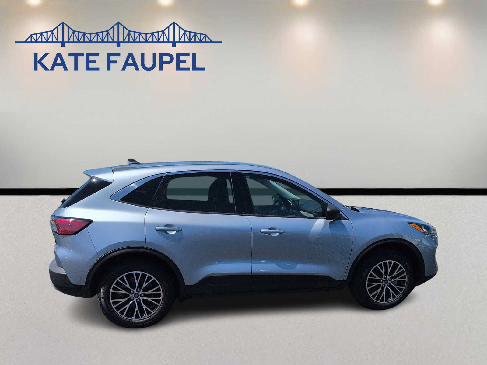 Used 2022 Ford Escape SE w/ Convenience Package FWD image 8