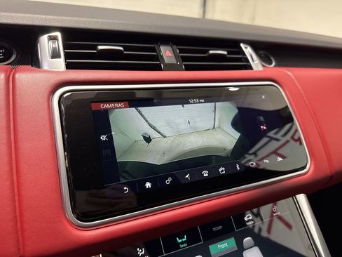 Used 2020 Land Rover Range Rover Sport HST image 28