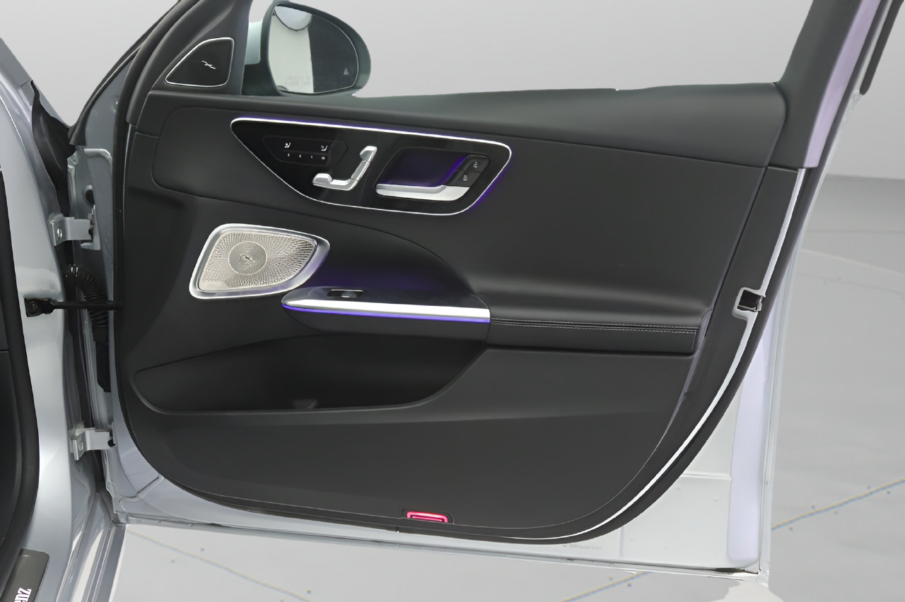 Certified 2023 Mercedes-Benz C 300 Sedan image 21