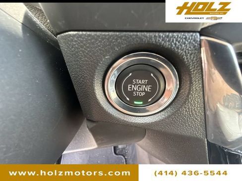Used 2024 Buick Encore GX Sport Touring AWD/4WD image 16