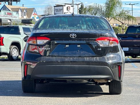 Used 2024 Toyota Corolla LE image 4
