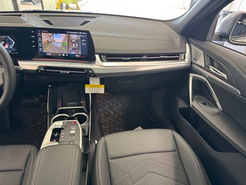 Used 2025 BMW X2 xDrive28i w/ Technology Package image 48