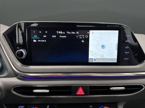 Used 2022 Hyundai Sonata Limited image 17