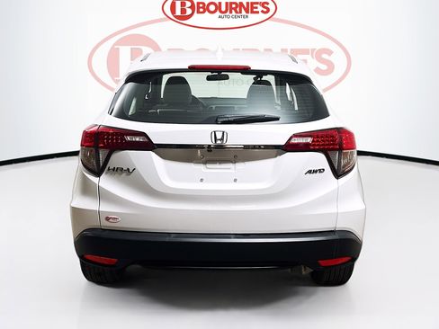Used 2022 Honda HR-V LX image 7