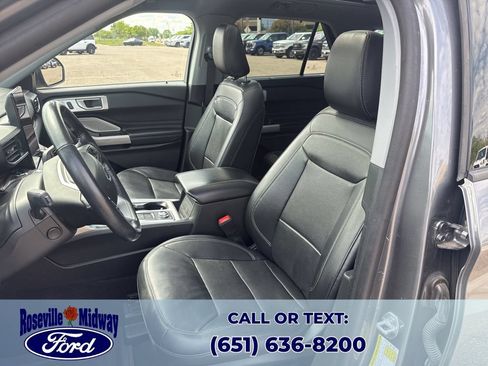 Used 2023 Ford Explorer Limited w/ Limited Technology Package AWD/4WD image 30