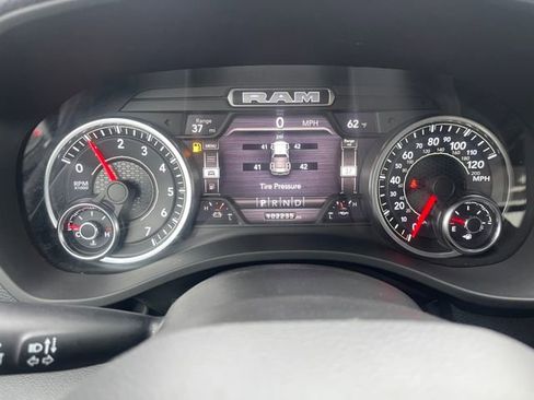 Used 2022 RAM 1500 Laramie AWD/4WD image 23