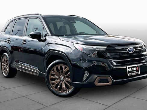 Used 2025 Subaru Forester Sport w/ Popular Package #1 AWD/4WD image 3