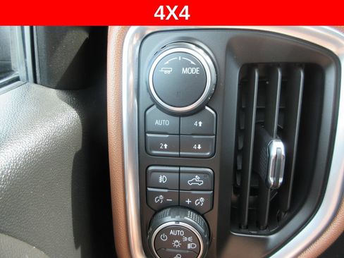 Certified 2020 Chevrolet Silverado 1500 High Country AWD/4WD image 34