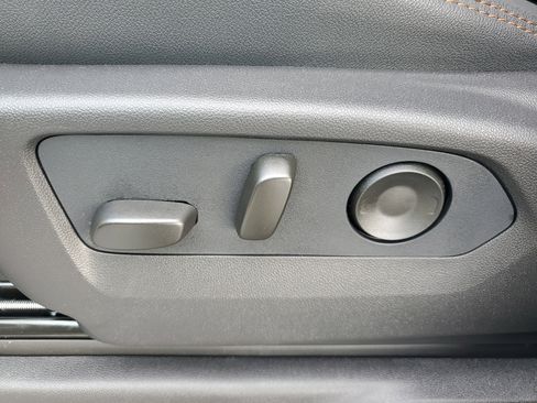 New 2026 GMC Sierra 1500 AT4 w/ AT4 Preferred Package image 21