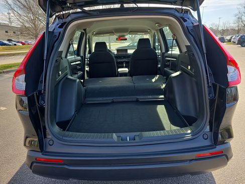 Used 2023 Honda CR-V LX image 14