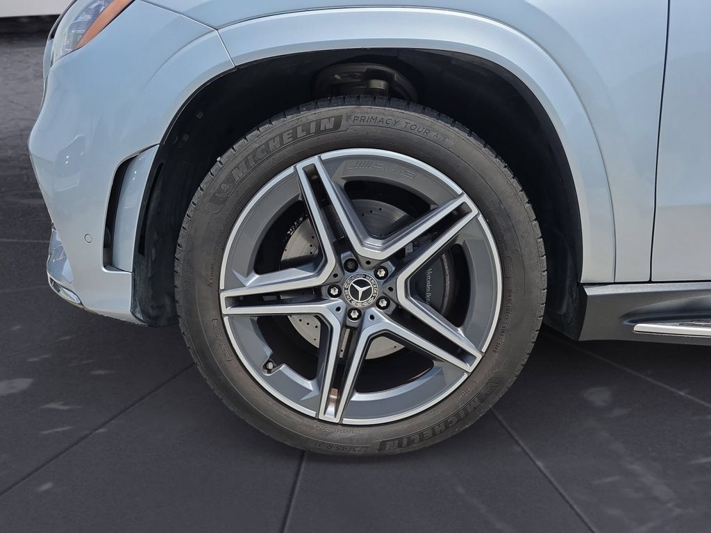 Used 2022 Mercedes-Benz GLS 450 4MATIC image 14