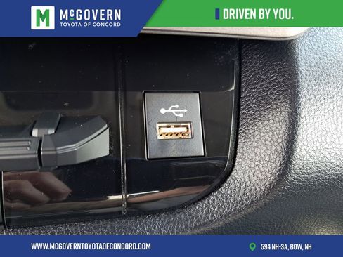 Used 2024 Toyota Tundra SR5 AWD/4WD image 27