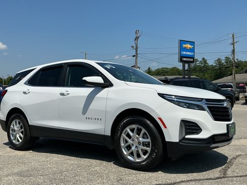 Certified 2022 Chevrolet Equinox LT AWD/4WD image 2