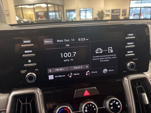 Used 2023 Kia Sorento LX image 13