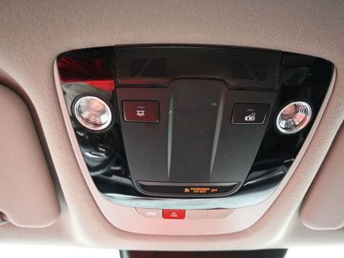 Used 2025 Kia Seltos S image 31