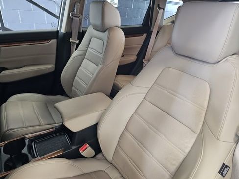 Used 2022 Honda CR-V Touring image 17