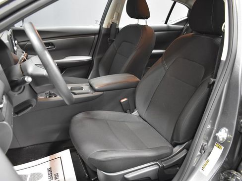 Certified 2025 Nissan Sentra S FWD image 5