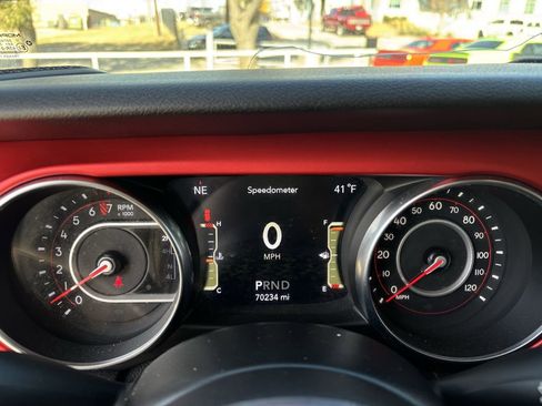 Used 2020 Jeep Wrangler Unlimited Rubicon image 12