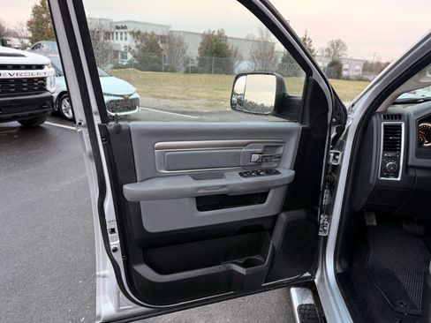 Used 2017 RAM 1500 Big Horn image 18