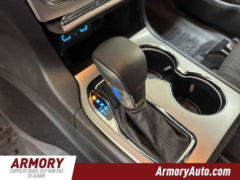 Used 2019 Jeep Grand Cherokee Laredo image 20