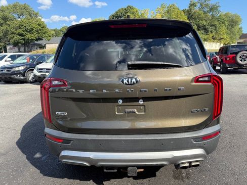 Used 2020 Kia Telluride EX AWD/4WD image 6