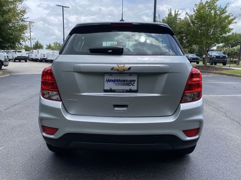 Used 2018 Chevrolet Trax LS FWD image 8