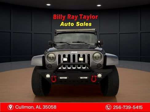 Used 2016 Jeep Wrangler Unlimited Sahara w/ Connectivity Group image 3