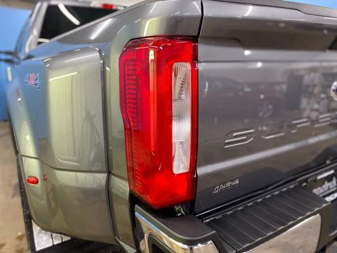 Used 2025 Ford F350 XLT AWD/4WD image 9
