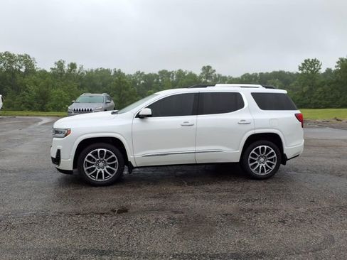 Used 2022 GMC Acadia Denali w/ Denali Technology Package AWD/4WD image 38
