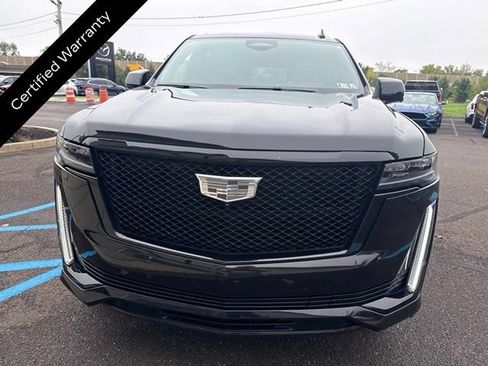 Used 2023 Cadillac Escalade Sport w/ LPO, ONYX Package AWD/4WD image 11
