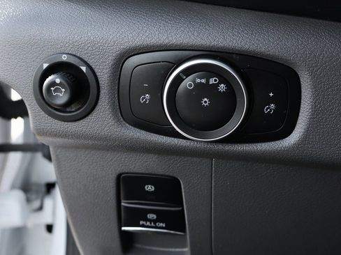 Used 2021 Ford Transit 250 Medium Roof image 23