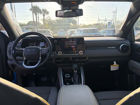 New 2026 Chevrolet Colorado ZR2 w/ ZR2 Bison Edition AWD/4WD image 24