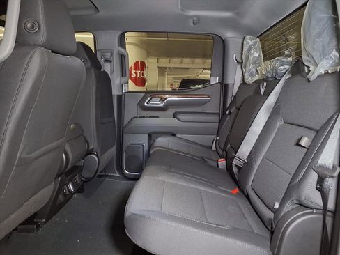 New 2026 GMC Sierra 1500 Elevation image 13