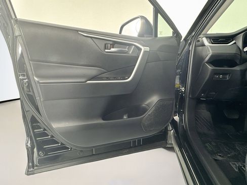Used 2024 Toyota RAV4 AWD Hybrid image 21