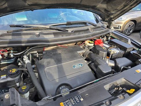 Used 2013 Ford Explorer XLT image 39