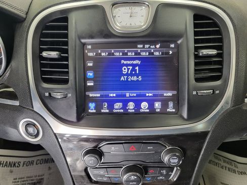 Used 2015 Chrysler 300 Limited w/ Driver Convenience Group image 12