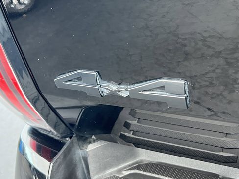 Used 2022 Toyota Tundra Platinum image 10