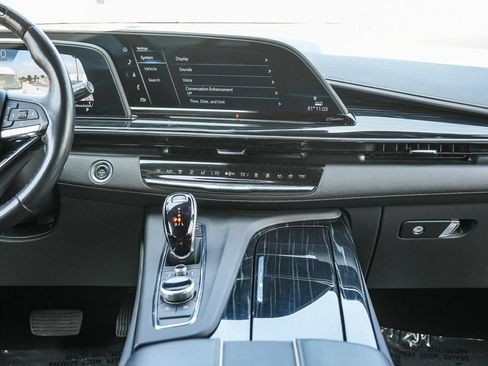 Used 2024 Cadillac Escalade Sport AWD/4WD image 14