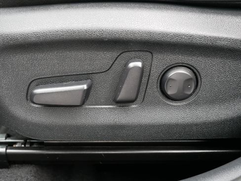 Certified 2022 Kia Niro Touring Special Edition image 20