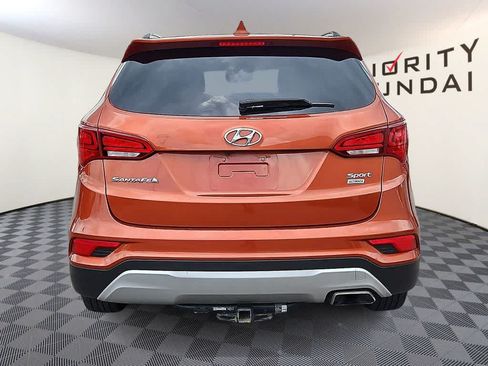 Used 2017 Hyundai Santa Fe Sport FWD image 5