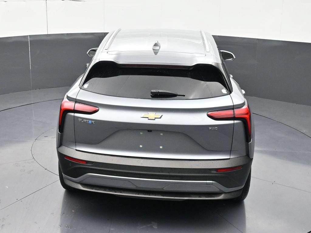 Used 2024 Chevrolet Blazer EV LT AWD/4WD image 18