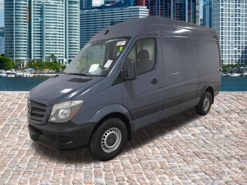 Used 2018 Mercedes-Benz Sprinter 2500 image 1