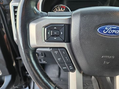 Used 2019 Ford F150 Platinum w/ Technology Package AWD/4WD image 20