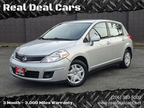 Used 2011 Nissan Versa 1.8 S w/ PWR Plus Pkg FWD image 1