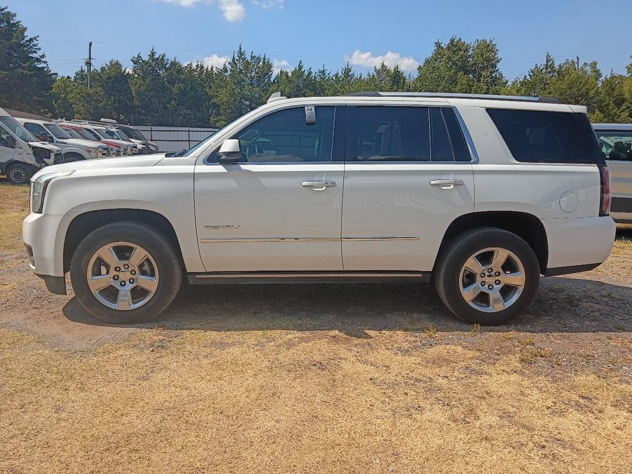 Used 2017 GMC Yukon Denali AWD/4WD image 8